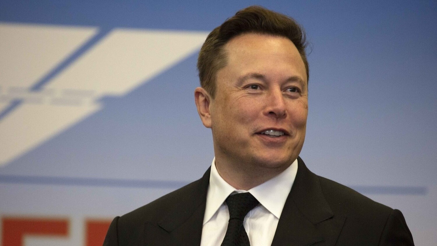 Elon Musk, Tech or automobile maker?